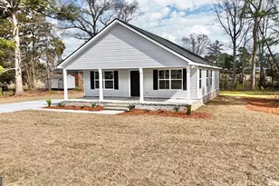 103 Continental St, Glennville, GA 30427 - Photo 35