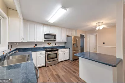 3208 Corktree, Lithonia, GA 30038 - Photo 9