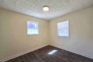 71 Railroad Ave, Jefferson, GA 30549 - Photo 13