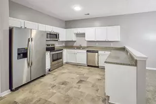 1701 Carrington Dr, Griffin, GA 30224 - Photo 7