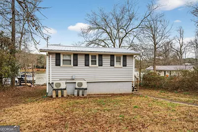 126 Elizabeth Circle, Jackson, GA 30233 - Photo 3