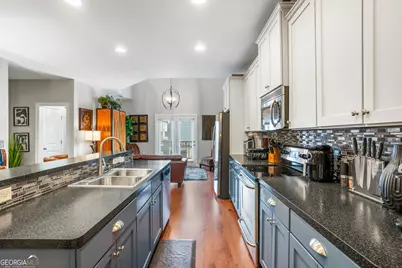 3634 Princeton Avenue, Atlanta, GA 30337 - Photo 5