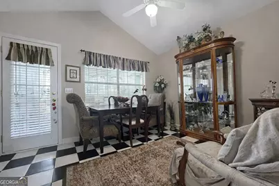 16 Intown Place, Fayetteville, GA 30214 - Photo 7