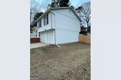 1530 Pin Oak Lane SE, Conyers, GA 30094 - Photo 3