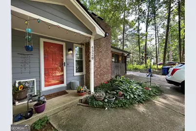 4320 Cary Drive, Snellville, GA 30039 - Photo 3