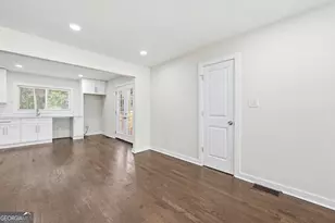 2369 Springdale Rd SW, Atlanta, GA 30315 - Photo 7