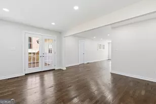 2369 Springdale Rd SW, Atlanta, GA 30315 - Photo 9