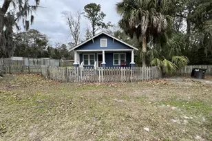 204 W 3rd St, Woodbine, GA 31569 - Photo 1