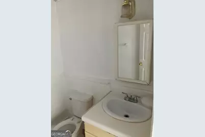 1037 Mountain View Road NW, Conyers, GA 30012 - Photo 11