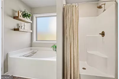 994 Lakeview Drive, Commerce, GA 30529 - Photo 23