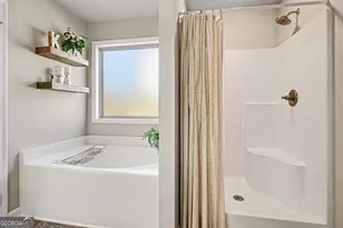 994 Lakeview Dr, Commerce, GA 30529 - Photo 23