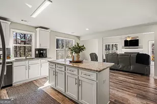 994 Lakeview Dr, Commerce, GA 30529 - Photo 15