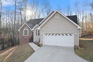 296 Modoc Dr, Cornelia, GA 30531 - Photo 3