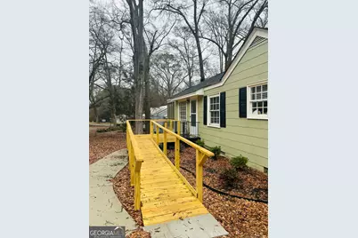 624 W Howell Street, Hartwell, GA 30643 - Photo 3