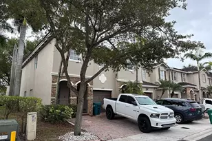 22569 SW 89th Pl, Cutler Bay, FL 33190 - Photo 3