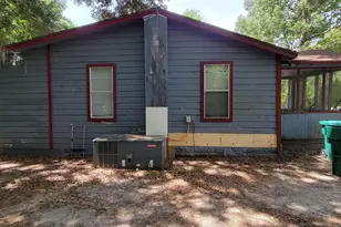 902 Martin Luther King Jr Blvd, Darien, GA 31305 - Photo 7