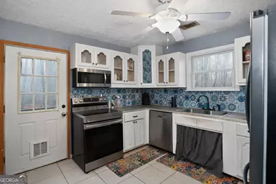 112 Lumpkin View Drive, Cleveland, GA 30528 - Photo 3