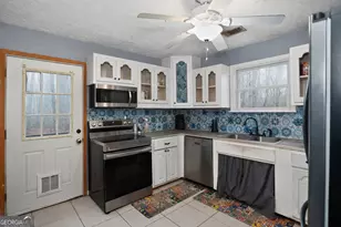 112 Lumpkin View Dr, Cleveland, GA 30528 - Photo 3