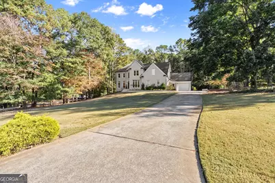 370 Woodcreek Lane, Fayetteville, GA 30215 - Photo 3