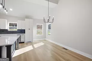 348 Bow Dr, Lavonia, GA 30553 - Photo 15