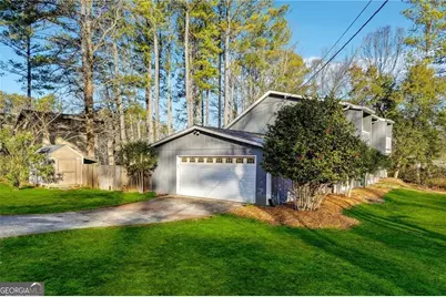 4185 Meadow Court, Marietta, GA 30066 - Photo 27