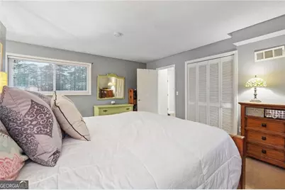 4185 Meadow Court, Marietta, GA 30066 - Photo 7