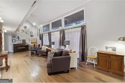 4185 Meadow Court, Marietta, GA 30066 - Photo 5