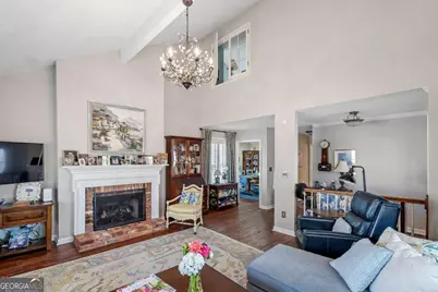 1051 Club Place NE, Brookhaven, GA 30319 - Photo 5