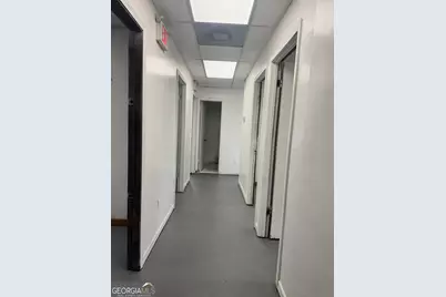 5221 N Lake Drive, Morrow, GA 30260 - Photo 7