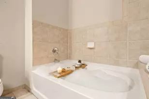 711 Cosmopolitan Dr NE, Atlanta, GA 30324 - Photo 21