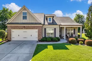 820 Lakeview Bend Cir, Jefferson, GA 30549 - Photo 1