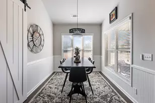 820 Lakeview Bend Cir, Jefferson, GA 30549 - Photo 15