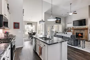 820 Lakeview Bend Cir, Jefferson, GA 30549 - Photo 13