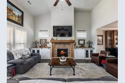 820 Lakeview Bend Circle, Jefferson, GA 30549 - Photo 9