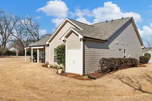 820 Lakeview Bend Cir, Jefferson, GA 30549 - Photo 45