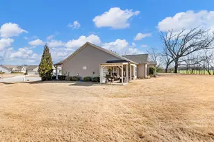 820 Lakeview Bend Cir, Jefferson, GA 30549 - Photo 43