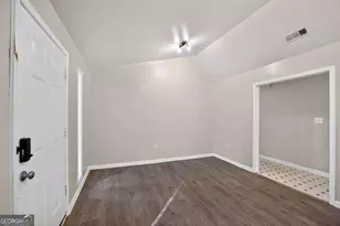 1826 County Line Rd SW, Atlanta, GA 30331 - Photo 11