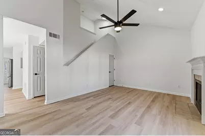 2263 Wellington Circle, Lithonia, GA 30058 - Photo 3