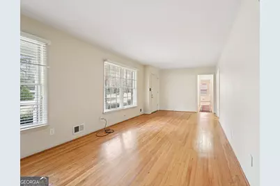 220 Jade Cove Drive, Roswell, GA 30075 - Photo 7