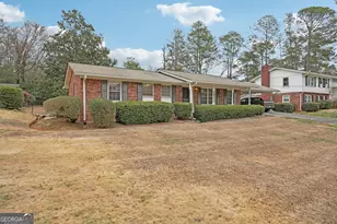 220 Jade Cove Dr, Roswell, GA 30075 - Photo 3