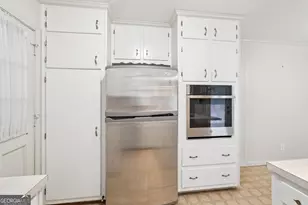 220 Jade Cove Dr, Roswell, GA 30075 - Photo 15