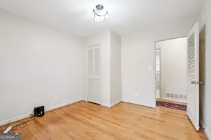 220 Jade Cove Dr, Roswell, GA 30075 - Photo 23