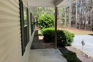 63 W Mandeville Rd, Carrollton, GA 30117 - Photo 3