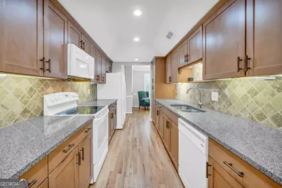 3252 Clairmont North NE NE, Brookhaven, GA 30329 - Photo 13