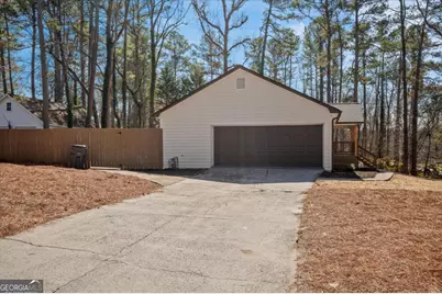 4525 Creekwood Circle NW, Kennesaw, GA 30152 - Photo 5