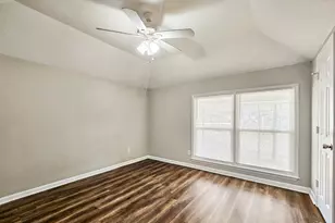 1075 To Lani Dr, Stone Mountain, GA 30083 - Photo 11