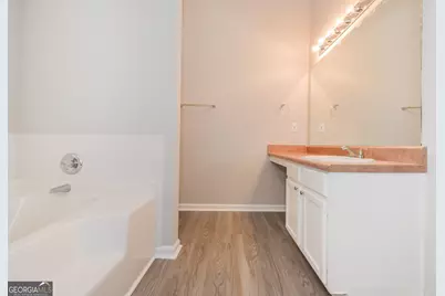 602 Robin Ridge, Stone Mountain, GA 30087 - Photo 11