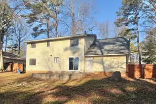 1201 Dickens Rd NW, Lilburn, GA 30047 - Photo 15