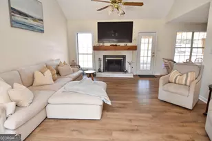 229 Timber Ln, Stockbridge, GA 30281 - Photo 9