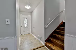 9138 Sunset Dr, Jonesboro, GA 30238 - Photo 5